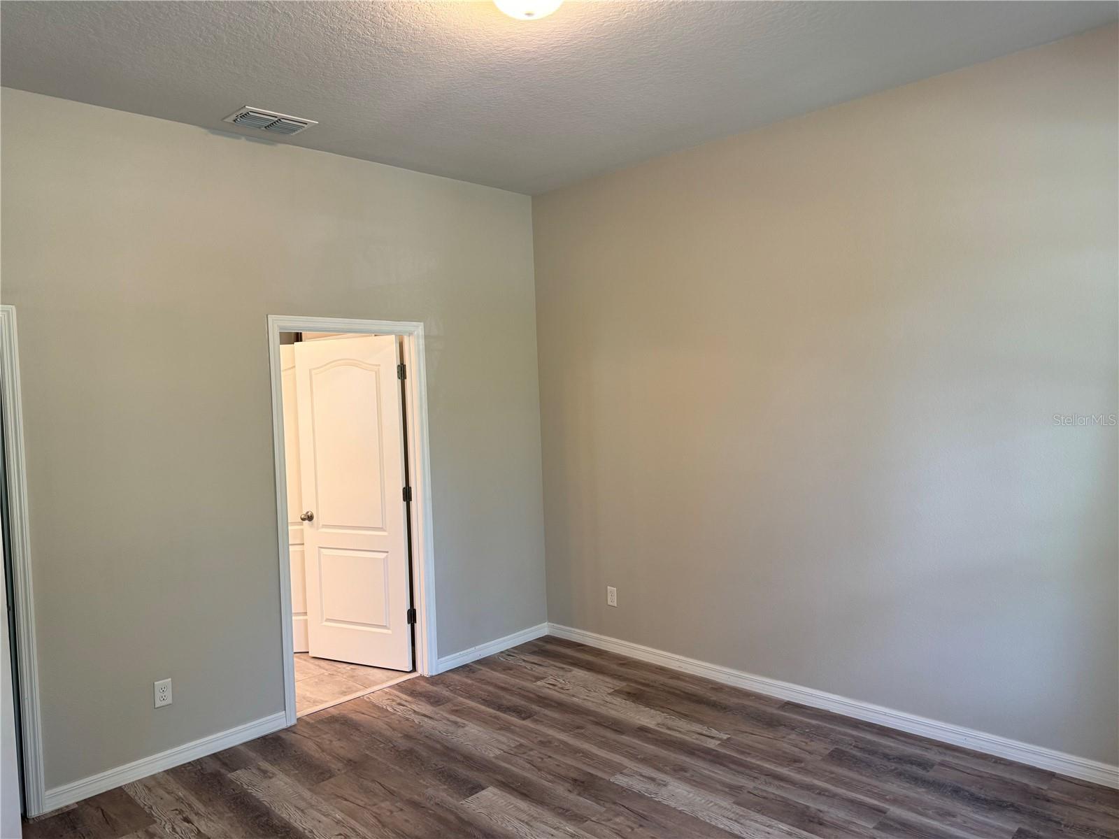 Image 11 of 55 For 5912 Village Center Drive