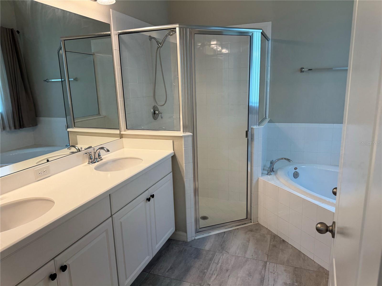 Image 12 of 55 For 5912 Village Center Drive