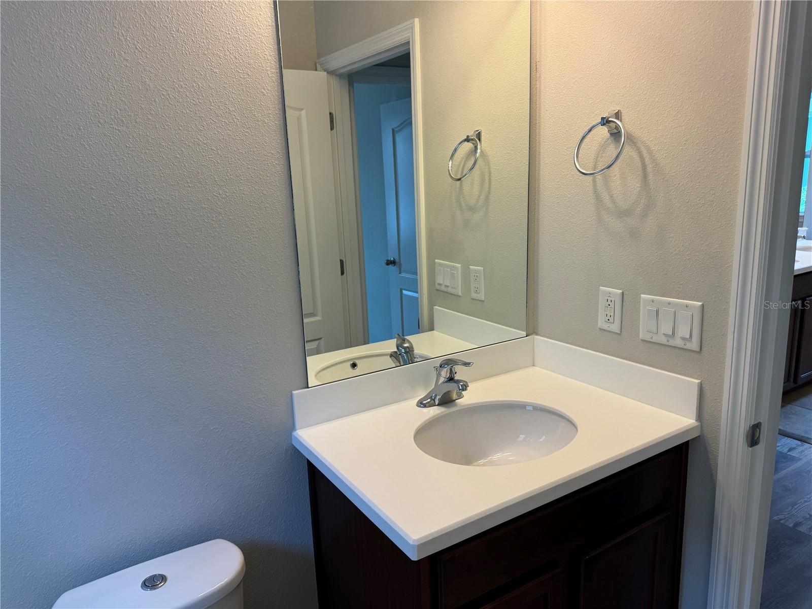 Image 41 of 55 For 5912 Village Center Drive