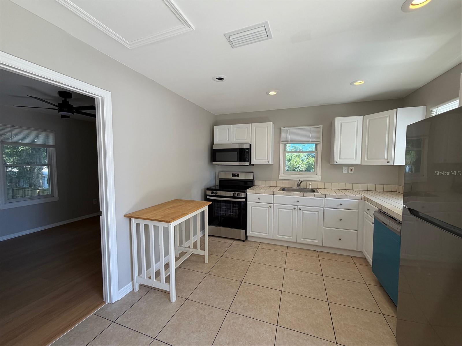 Image 8 of 10 For 2813 Morgan Street A