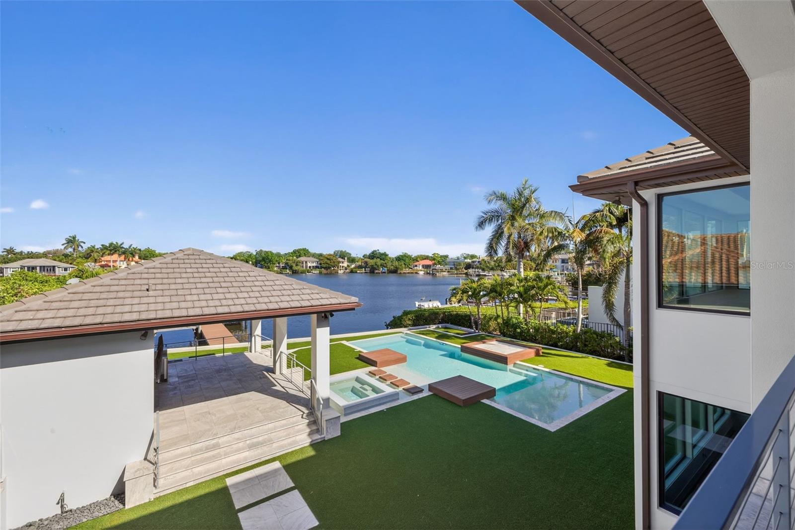 Image 12 of 56 For 460 Coffee Pot Riviera Ne