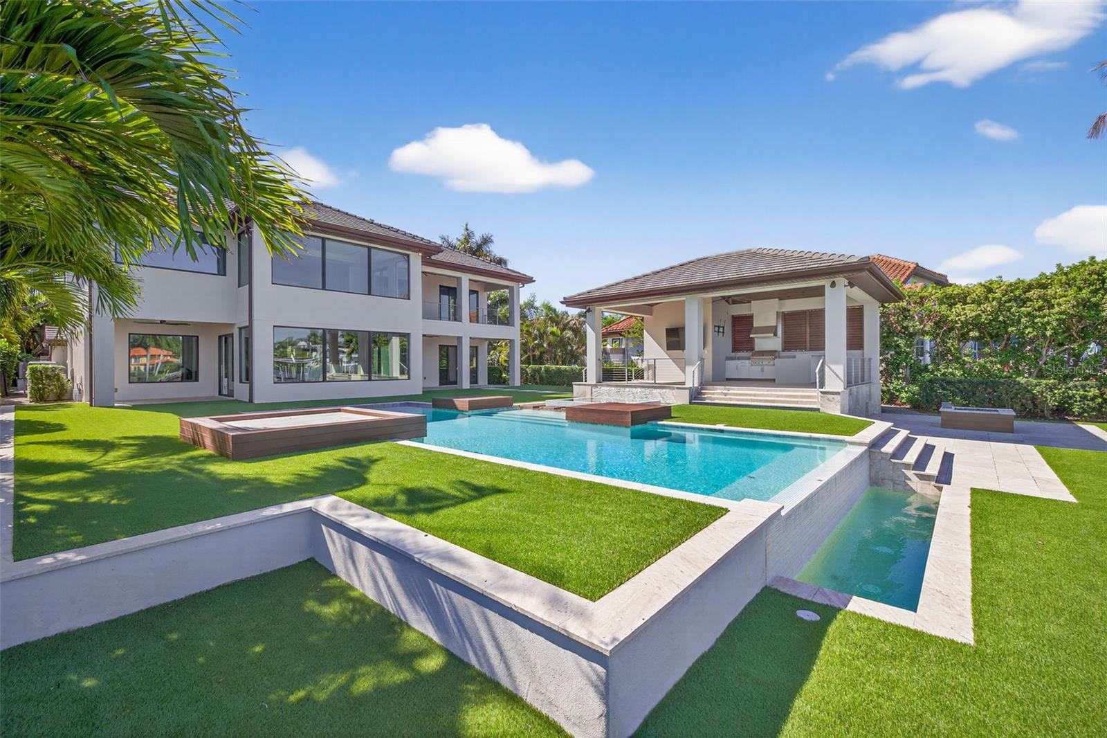 Image 14 of 56 For 460 Coffee Pot Riviera Ne