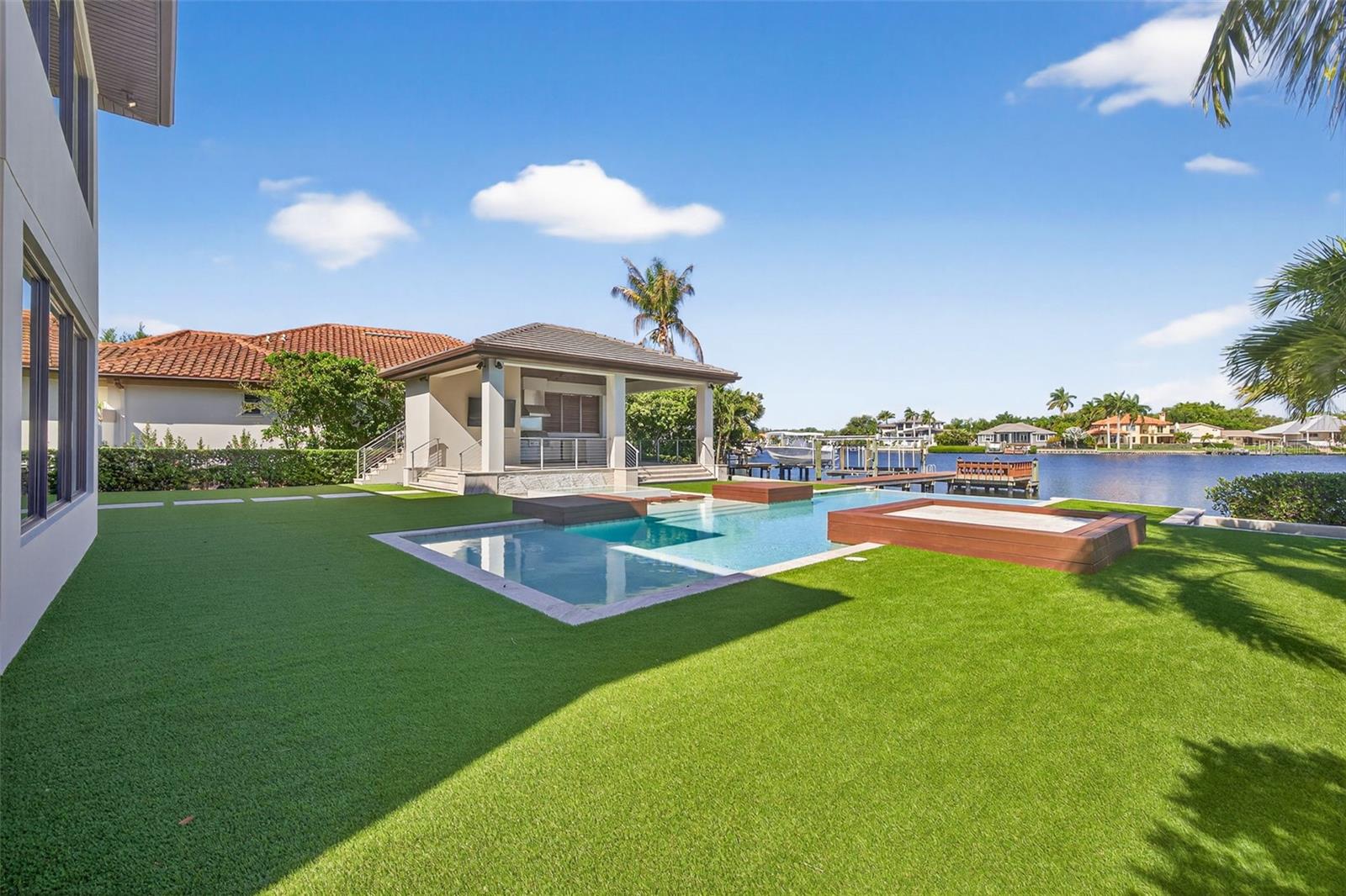 Image 15 of 56 For 460 Coffee Pot Riviera Ne