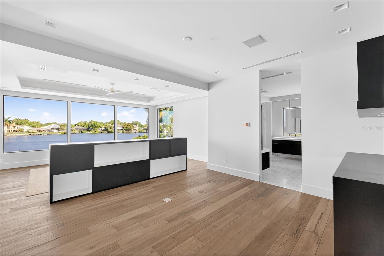 Image 20 of 56 For 460 Coffee Pot Riviera Ne