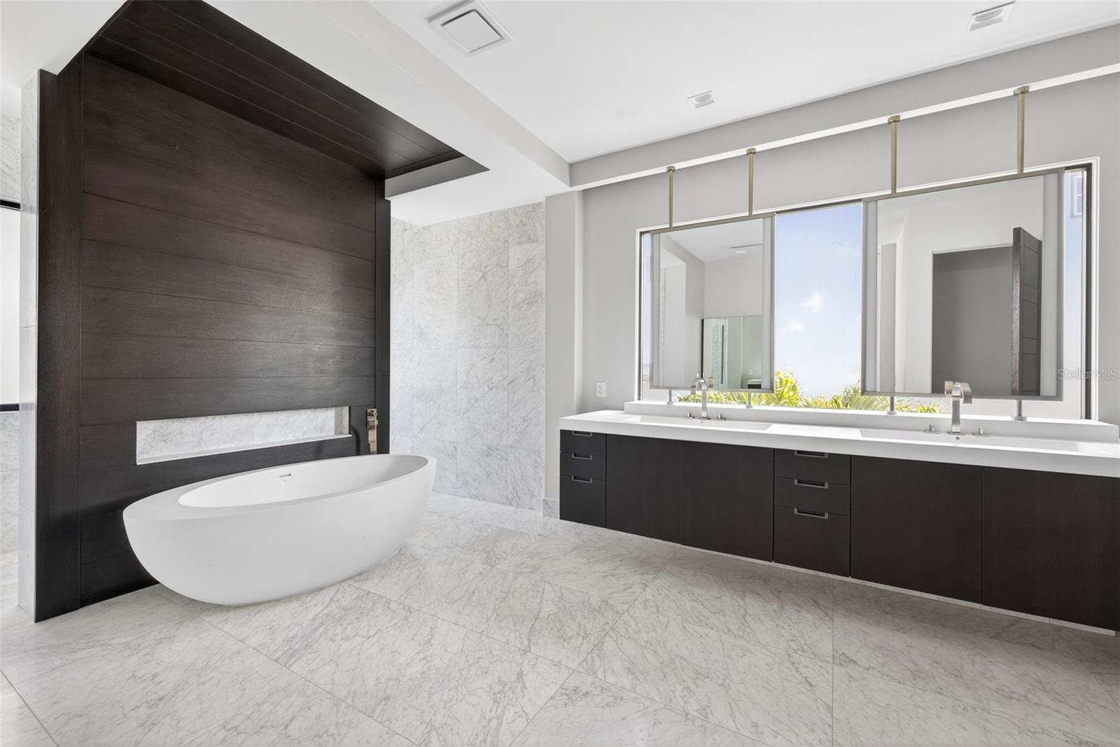 Image 24 of 56 For 460 Coffee Pot Riviera Ne