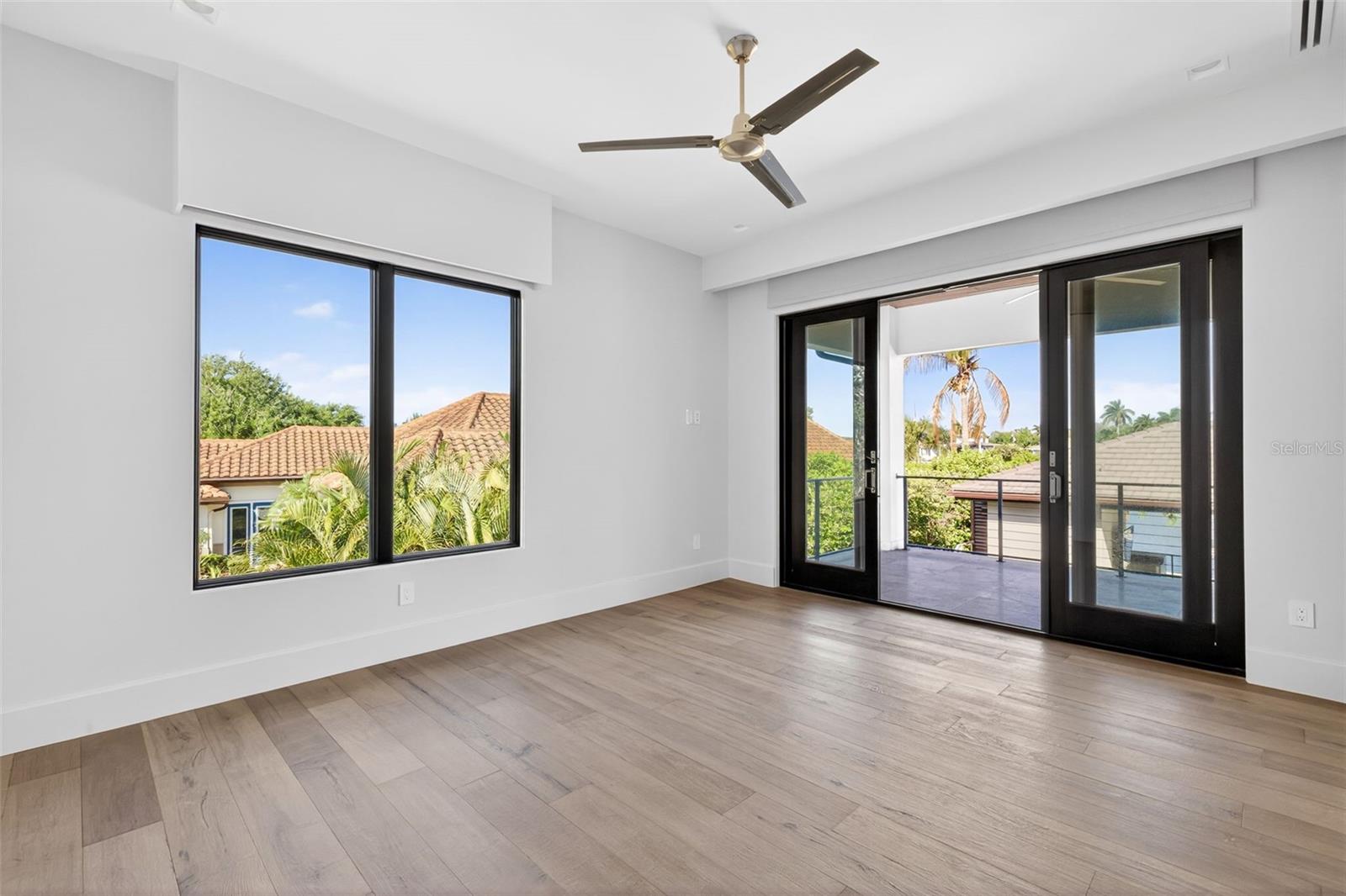 Image 28 of 56 For 460 Coffee Pot Riviera Ne