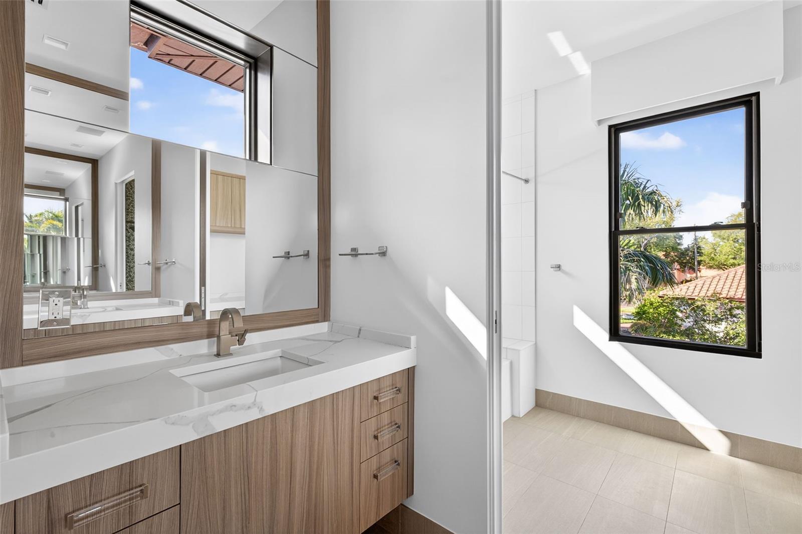 Image 34 of 56 For 460 Coffee Pot Riviera Ne