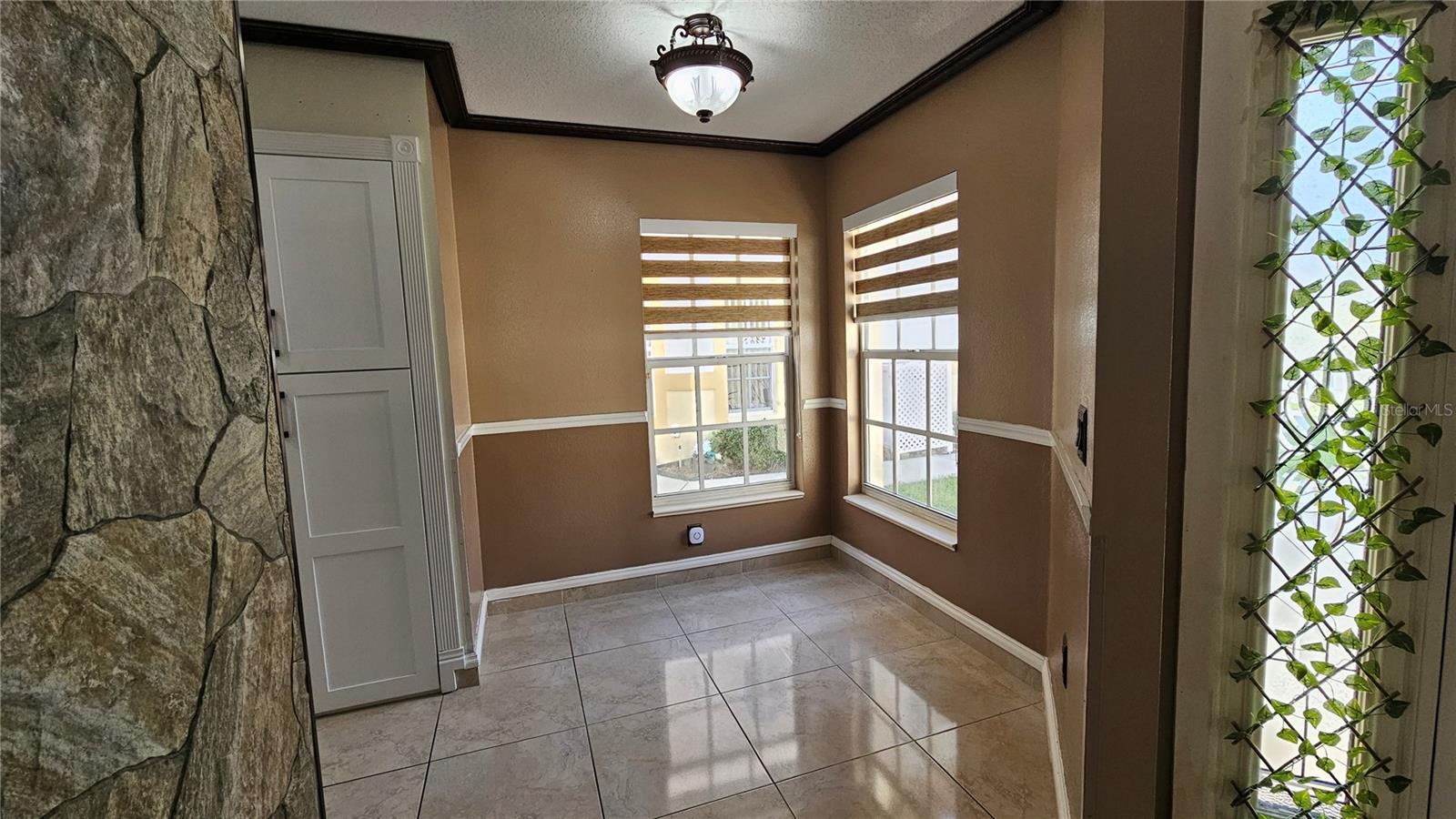 Image 17 of 55 For 6053 Gentle Ben Circle