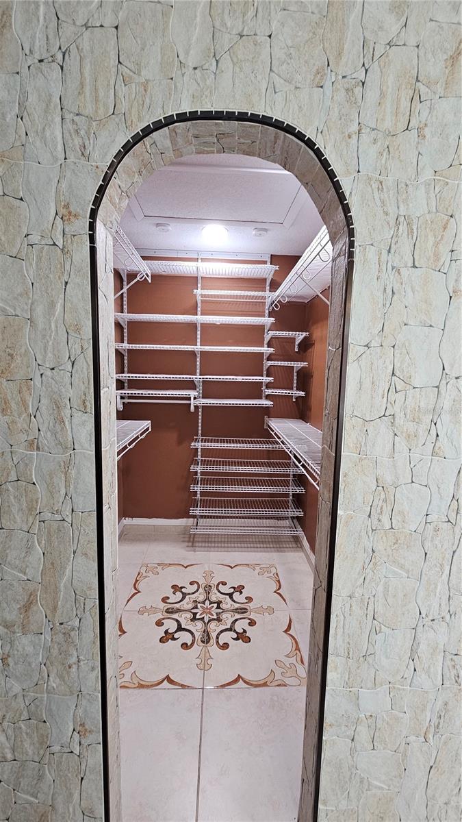 Image 24 of 55 For 6053 Gentle Ben Circle