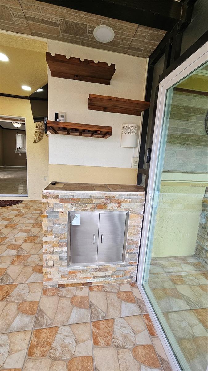 Image 35 of 55 For 6053 Gentle Ben Circle