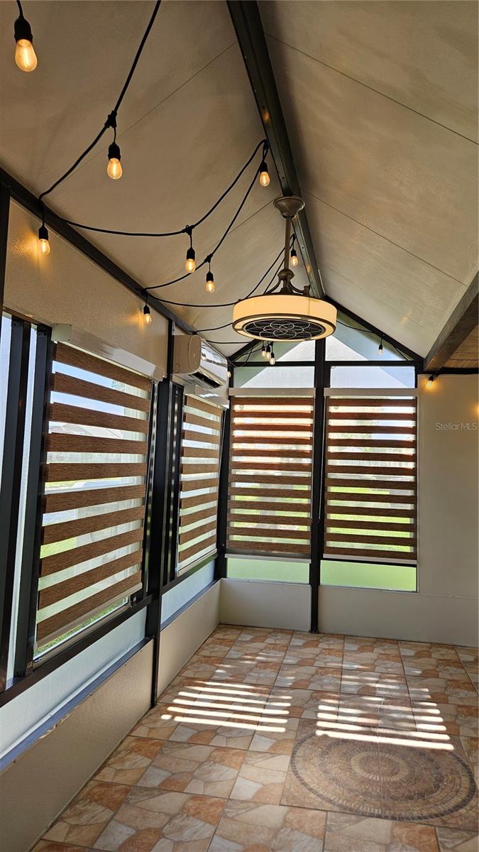 Image 40 of 55 For 6053 Gentle Ben Circle