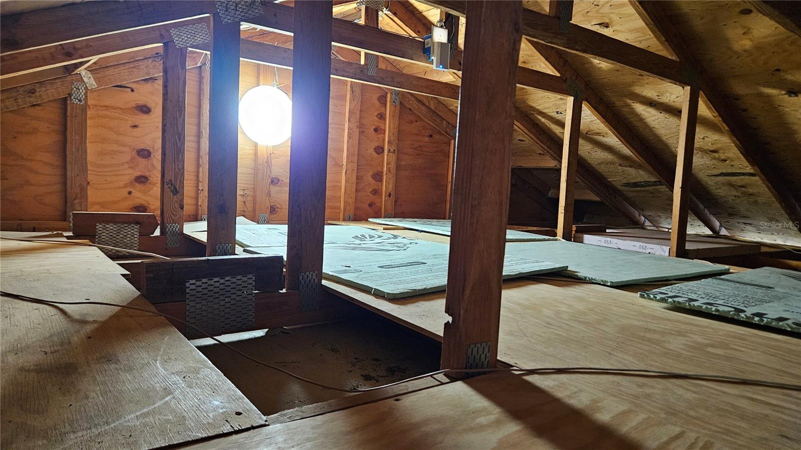 Image 42 of 55 For 6053 Gentle Ben Circle