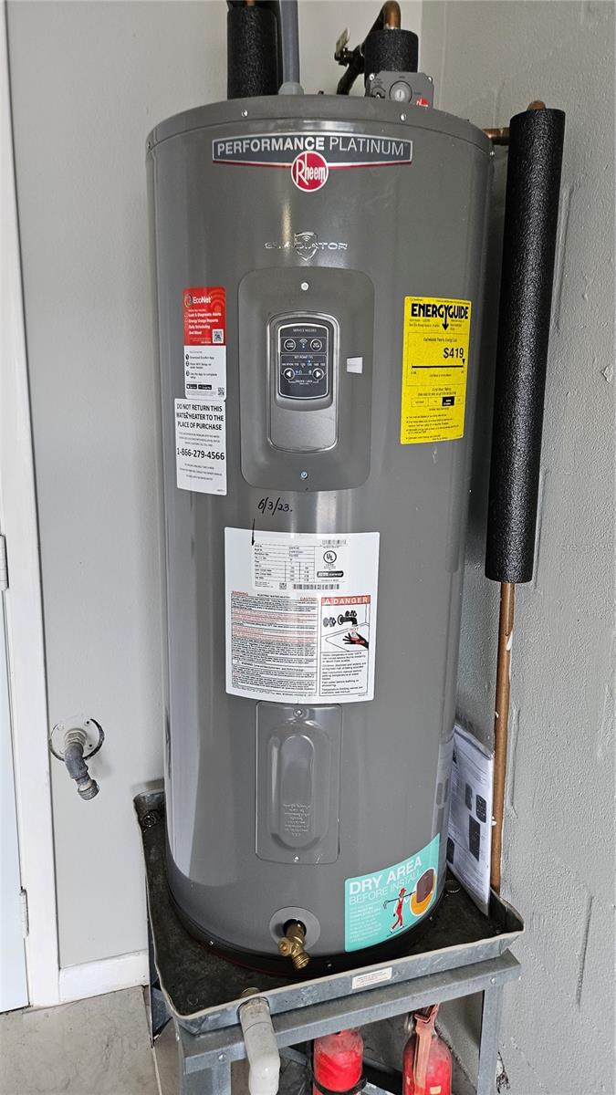 Image 43 of 55 For 6053 Gentle Ben Circle