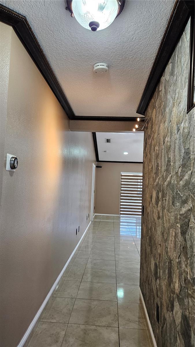 Image 7 of 55 For 6053 Gentle Ben Circle