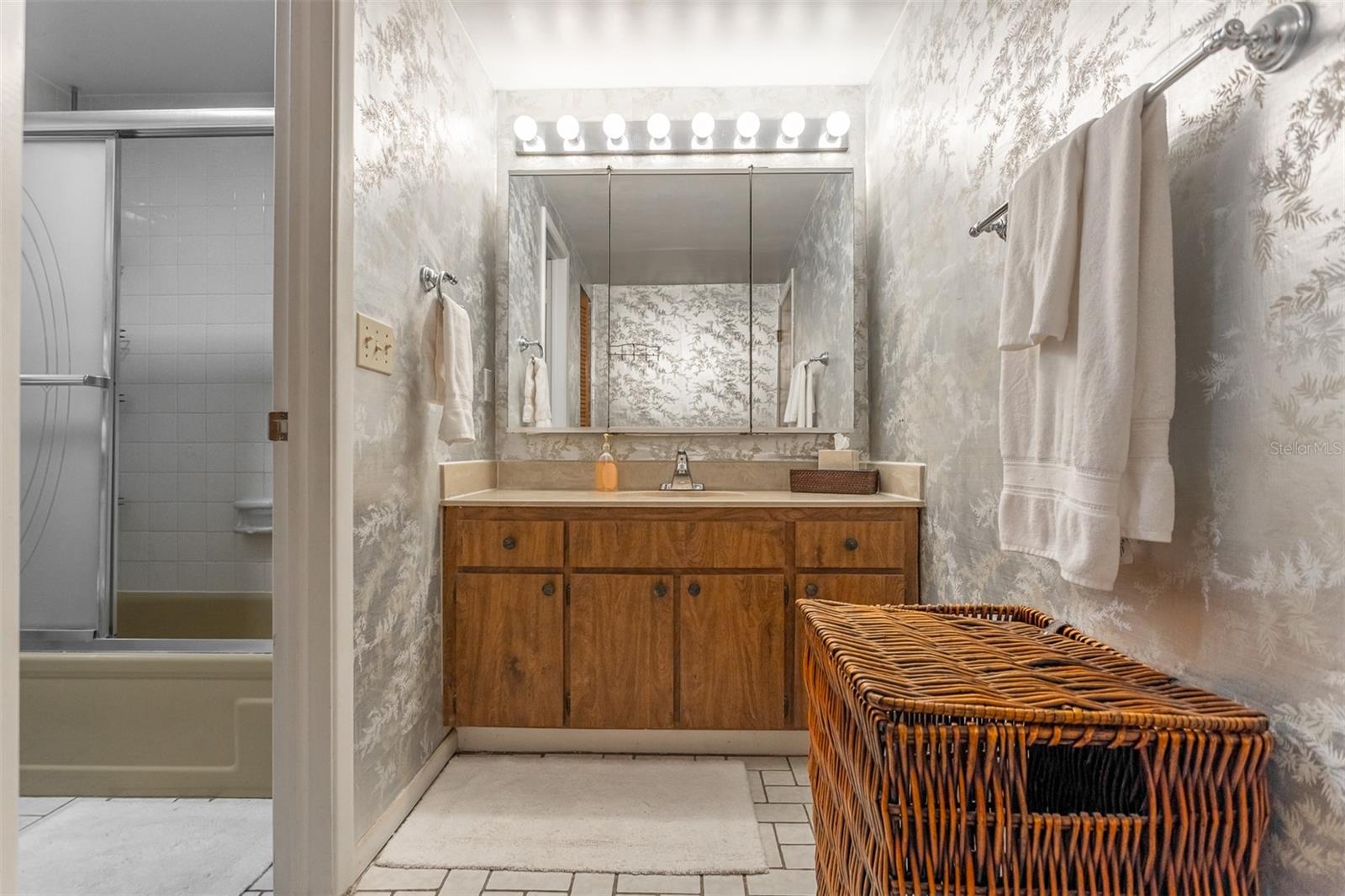 Image 21 of 58 For 12814 Twin Branch Acres Road