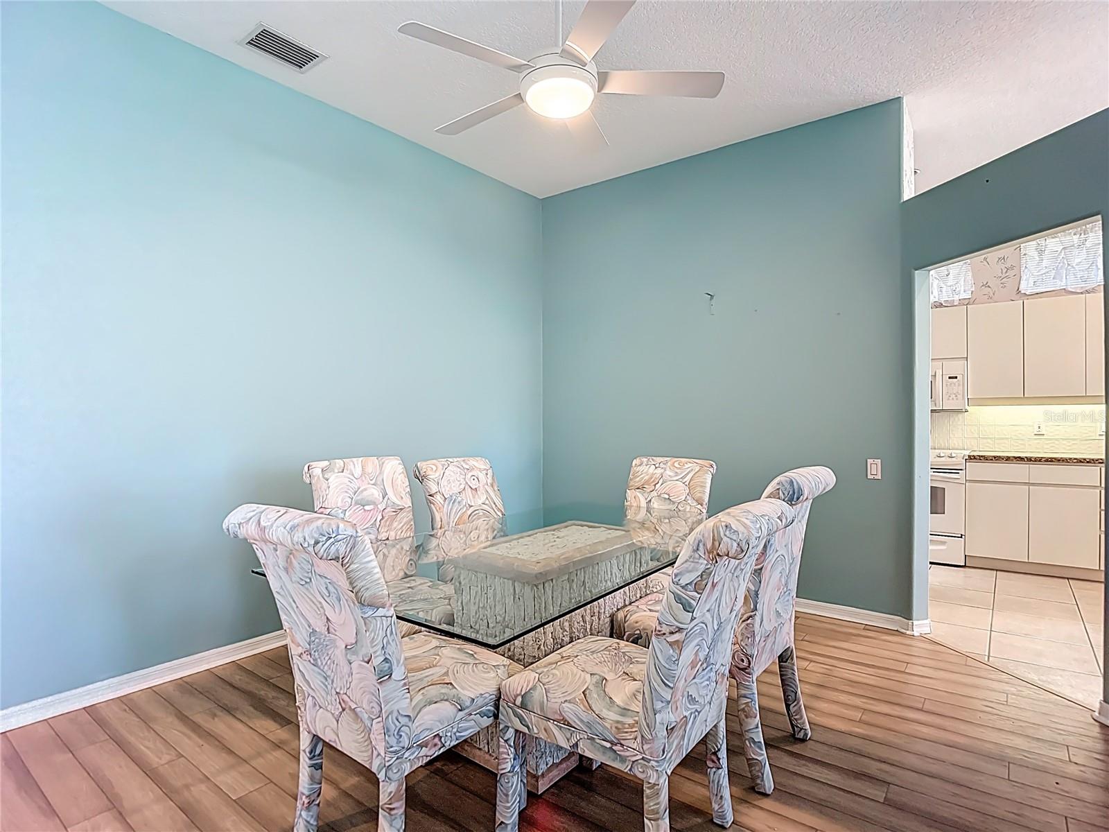 Image 16 of 68 For 9289 Penelope Drive