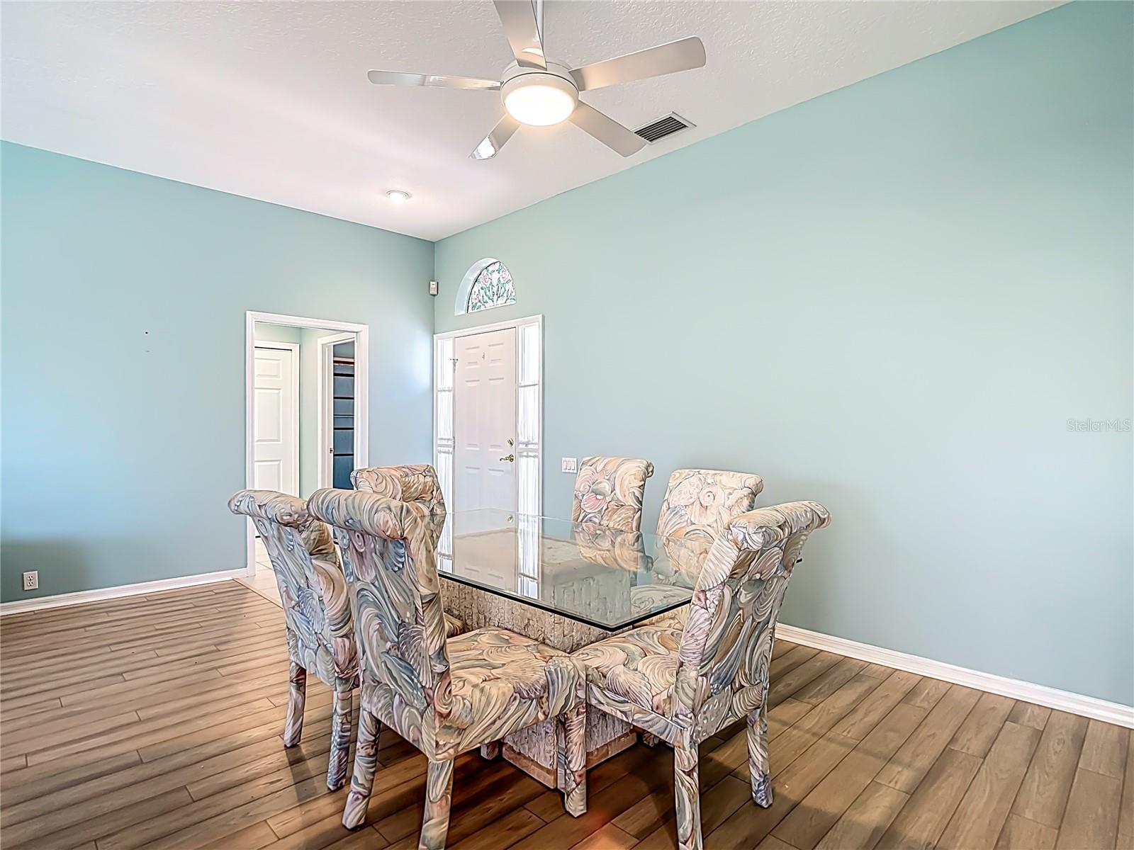 Image 17 of 68 For 9289 Penelope Drive