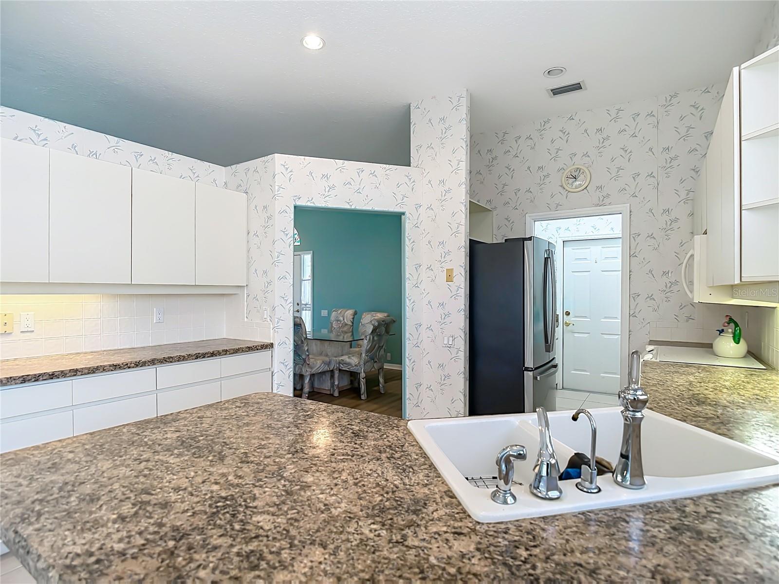 Image 33 of 68 For 9289 Penelope Drive