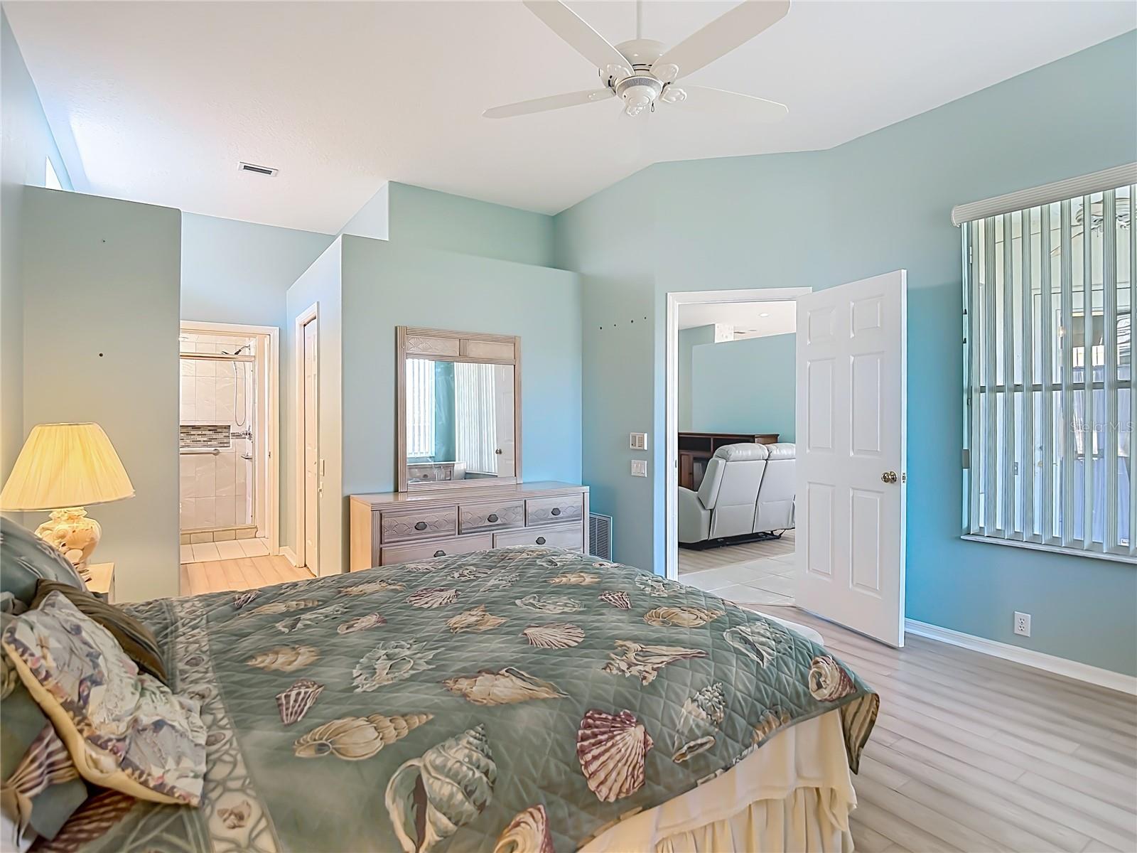 Image 38 of 68 For 9289 Penelope Drive