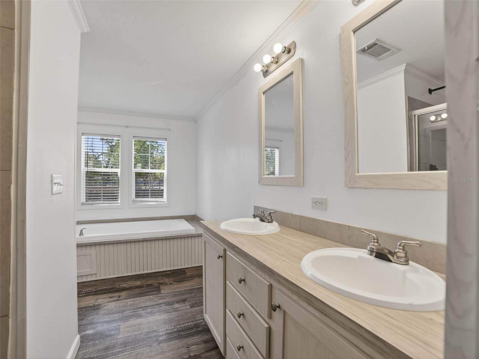 Image 28 of 47 For 34938 Punch Road