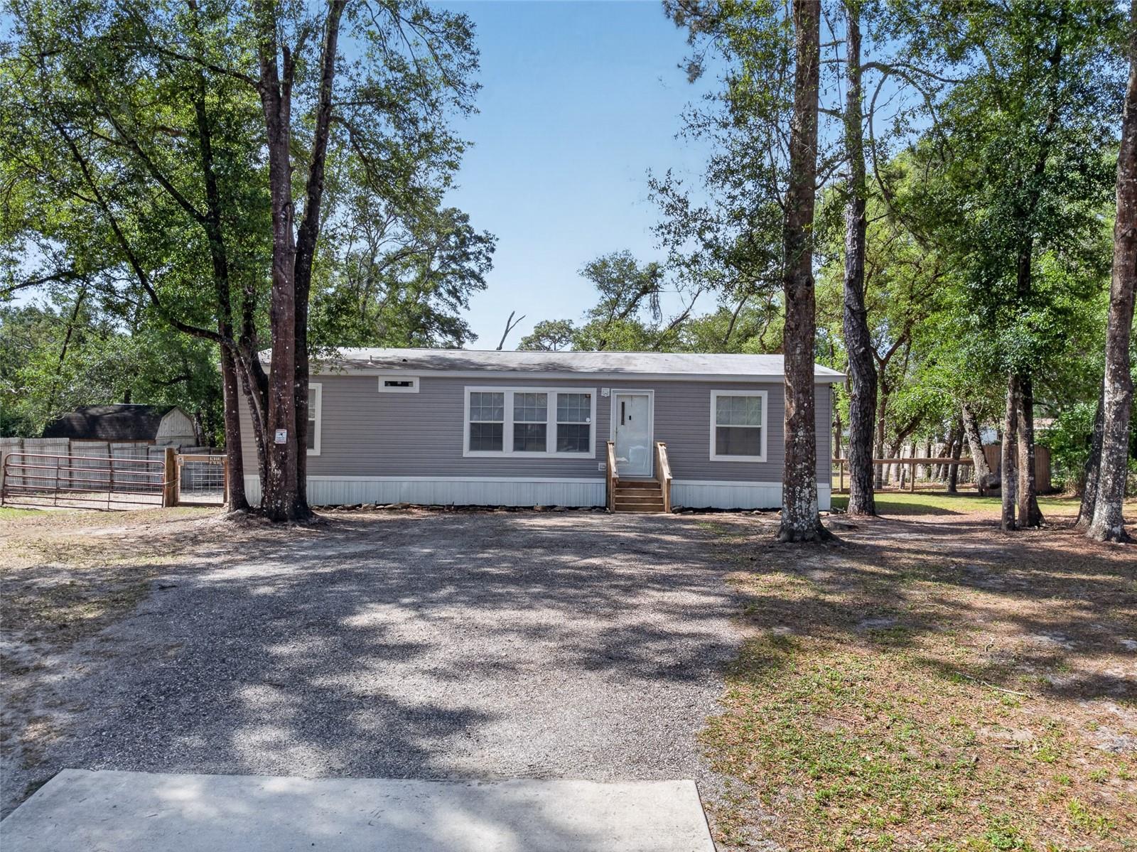 Image 5 of 47 For 34938 Punch Road