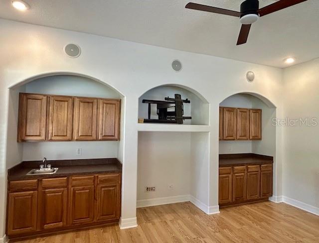 Image 11 of 43 For 22444 Oakville Drive