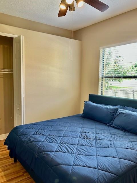 Image 13 of 43 For 22444 Oakville Drive