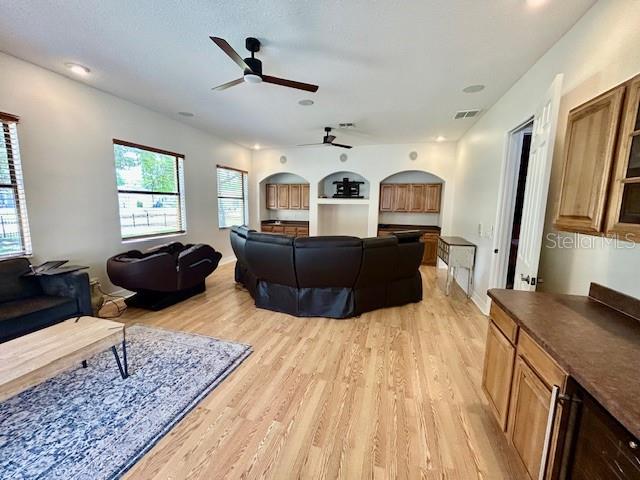 Image 9 of 43 For 22444 Oakville Drive