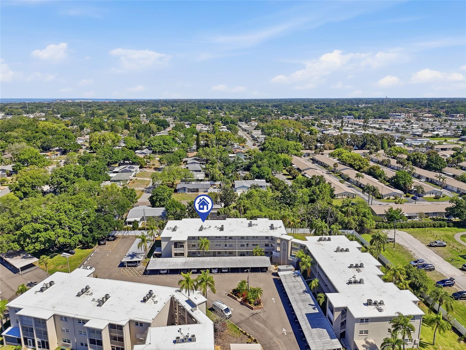 Image 44 of 52 For 952 Virginia Street 202