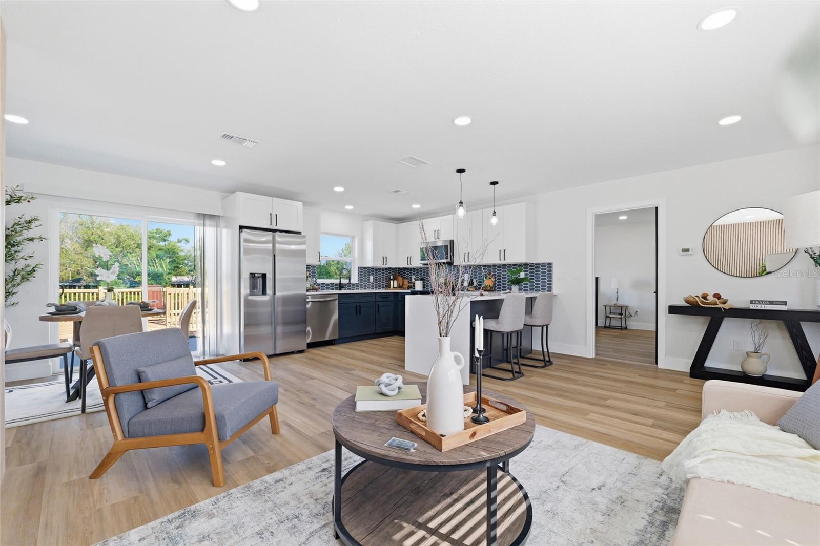 Image 8 of 37 For 1423 Chesterfield Drive