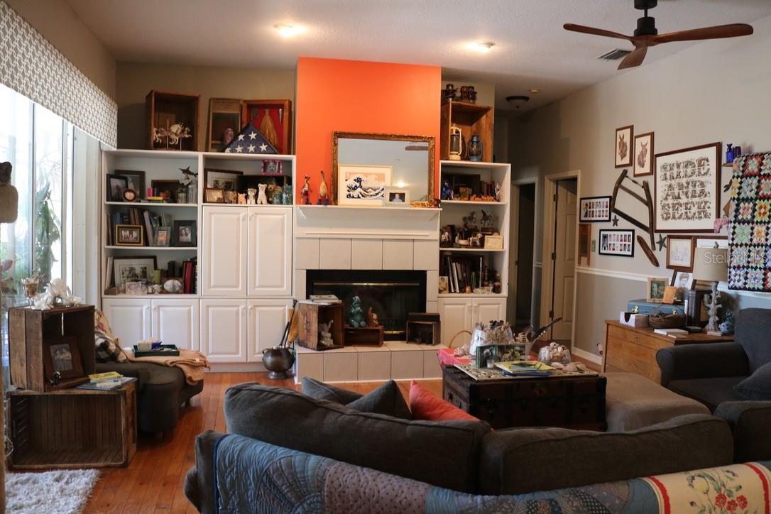 Image 12 of 73 For 19150 Livingston Avenue