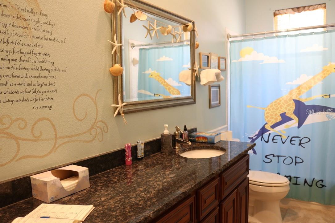 Image 21 of 73 For 19150 Livingston Avenue