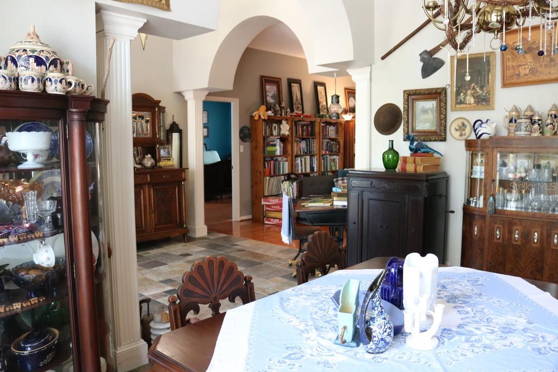 Image 30 of 73 For 19150 Livingston Avenue