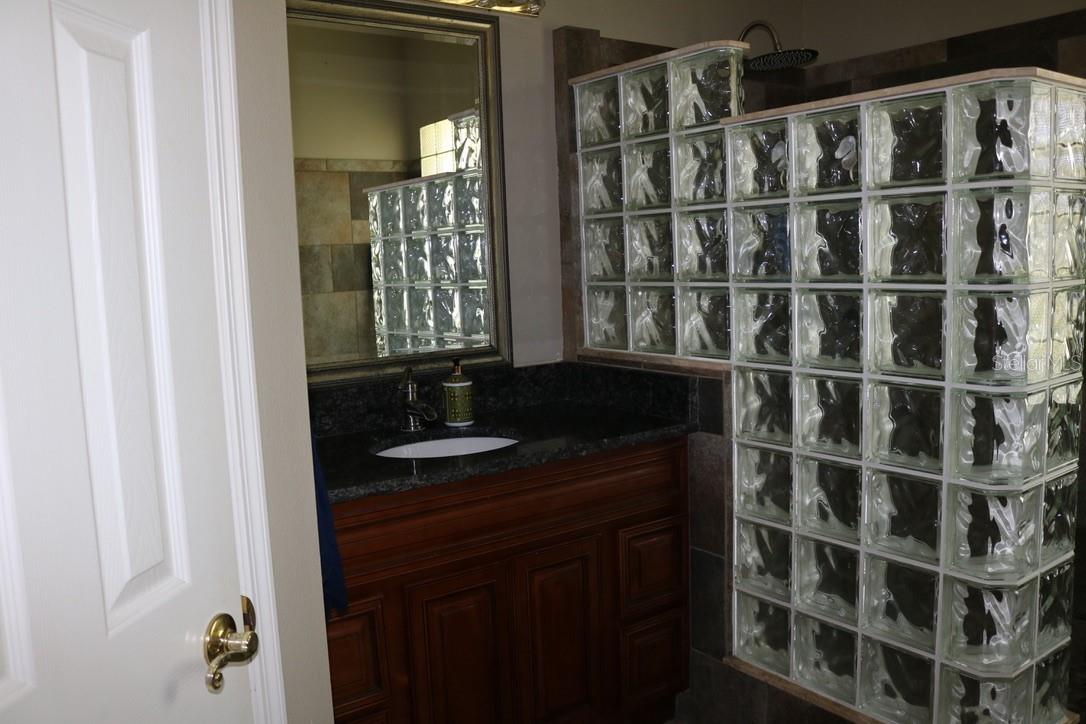 Image 33 of 73 For 19150 Livingston Avenue