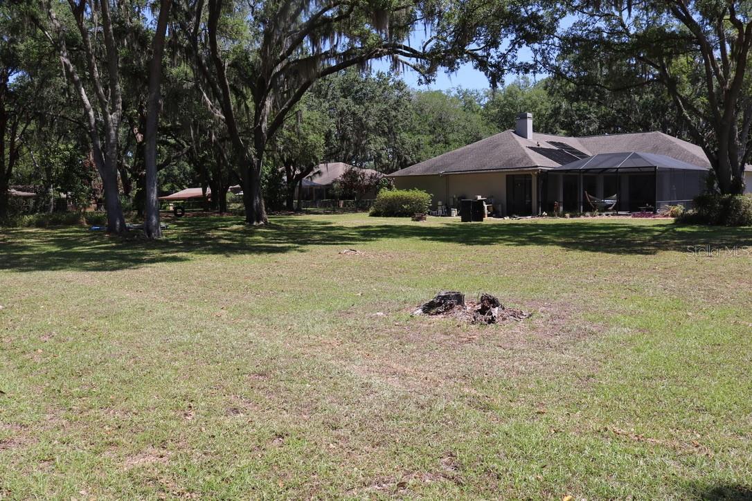 Image 46 of 73 For 19150 Livingston Avenue