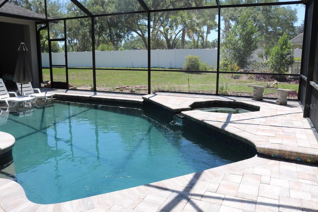 Image 57 of 73 For 19150 Livingston Avenue