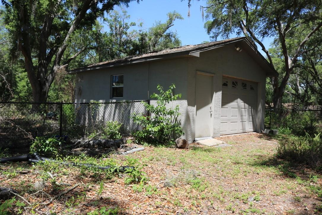 Image 67 of 73 For 19150 Livingston Avenue