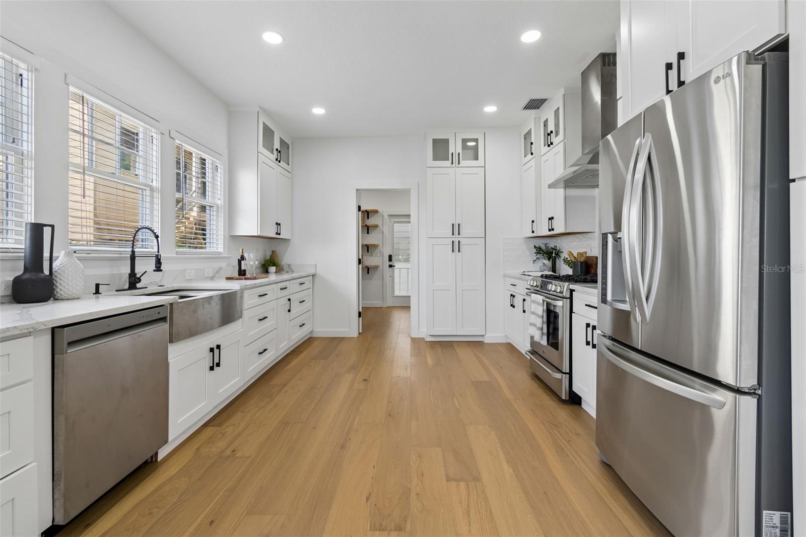 Image 16 of 74 For 723 Brevard Avenue
