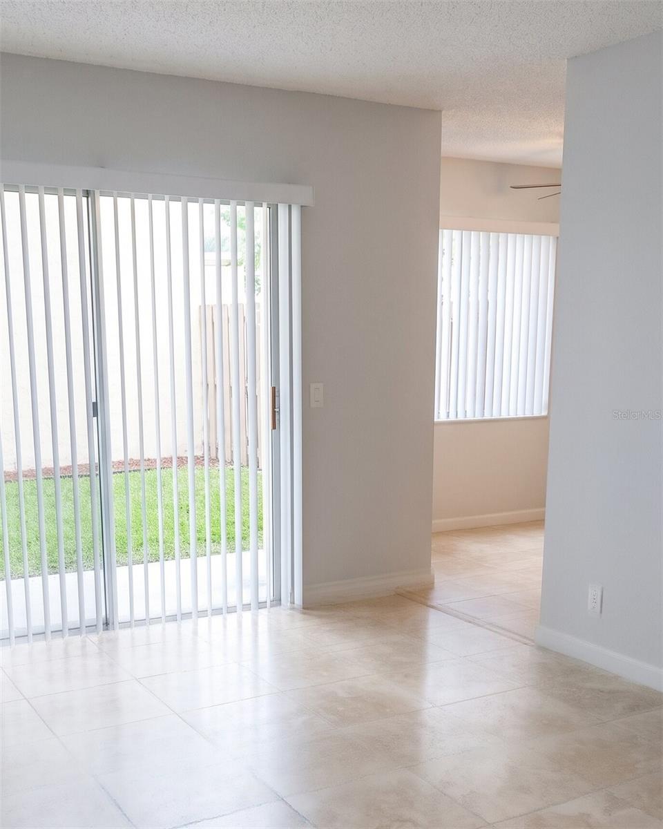 Image 3 of 8 For 7526 Needle Leaf Place 24