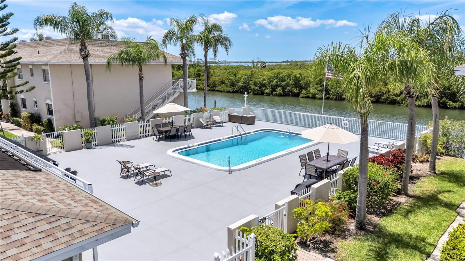 Image 19 of 23 For 8817 Bay Pointe Drive 107