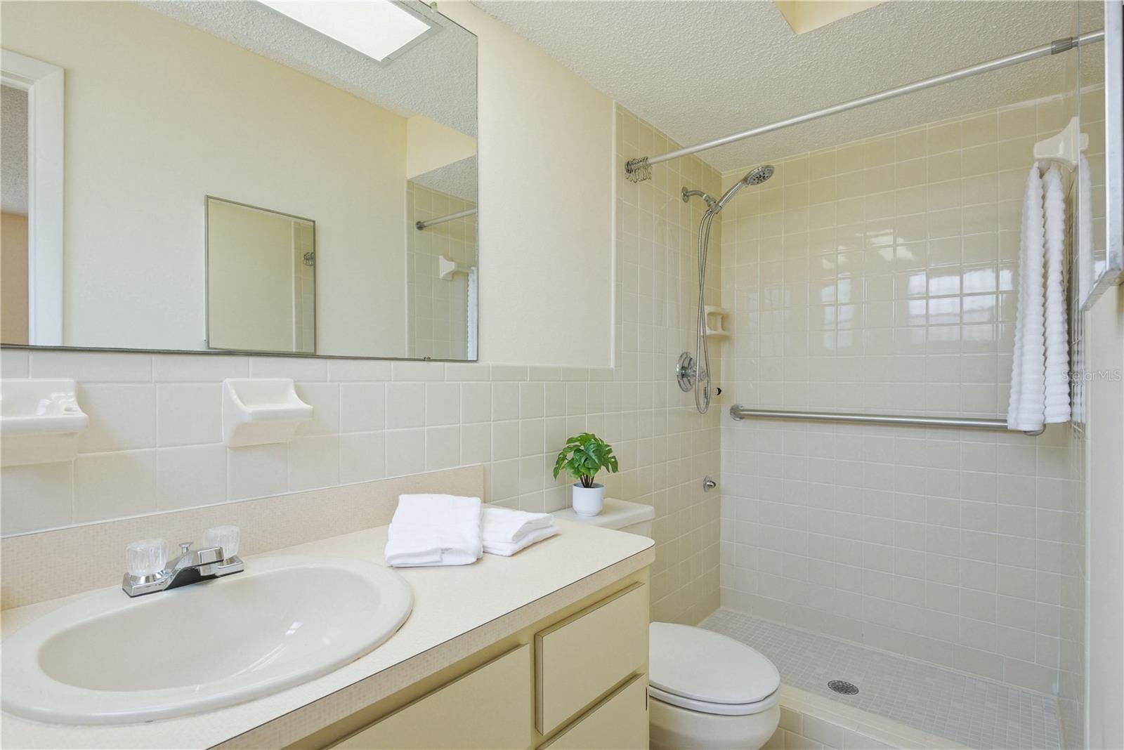 Image 11 of 39 For 7832 Mcpherson Drive