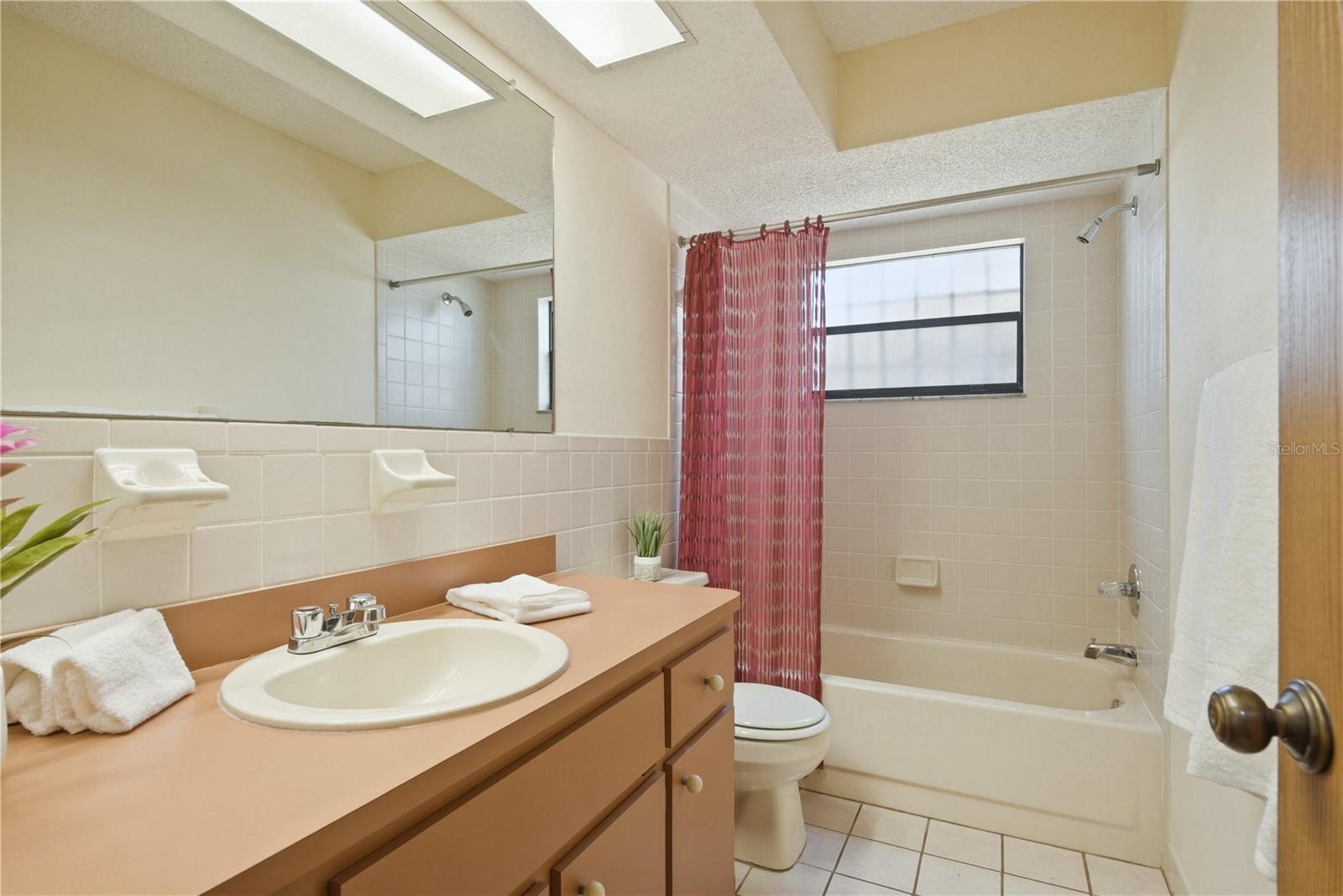 Image 14 of 39 For 7832 Mcpherson Drive