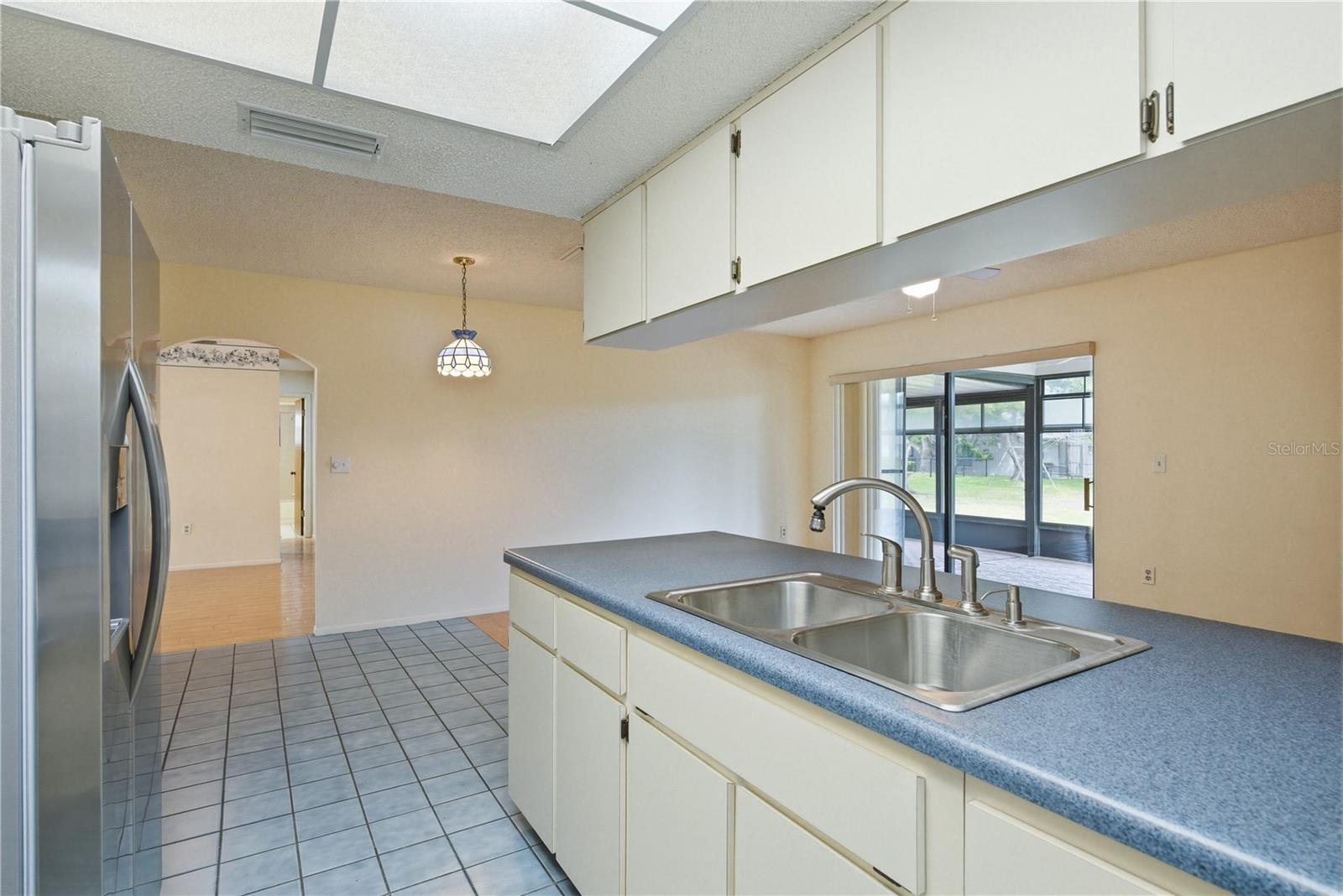 Image 18 of 39 For 7832 Mcpherson Drive