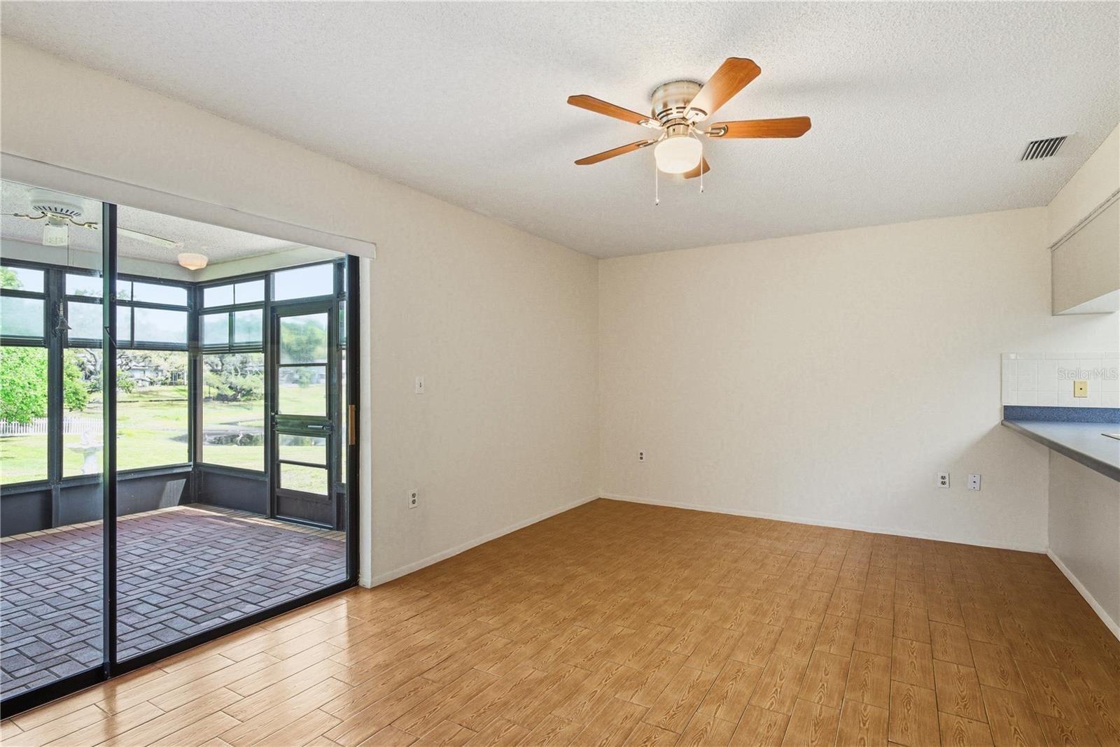 Image 24 of 39 For 7832 Mcpherson Drive