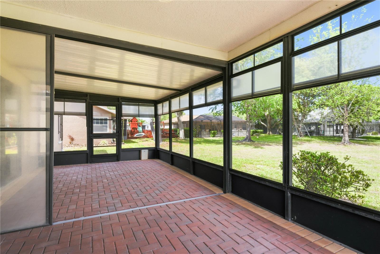 Image 26 of 39 For 7832 Mcpherson Drive