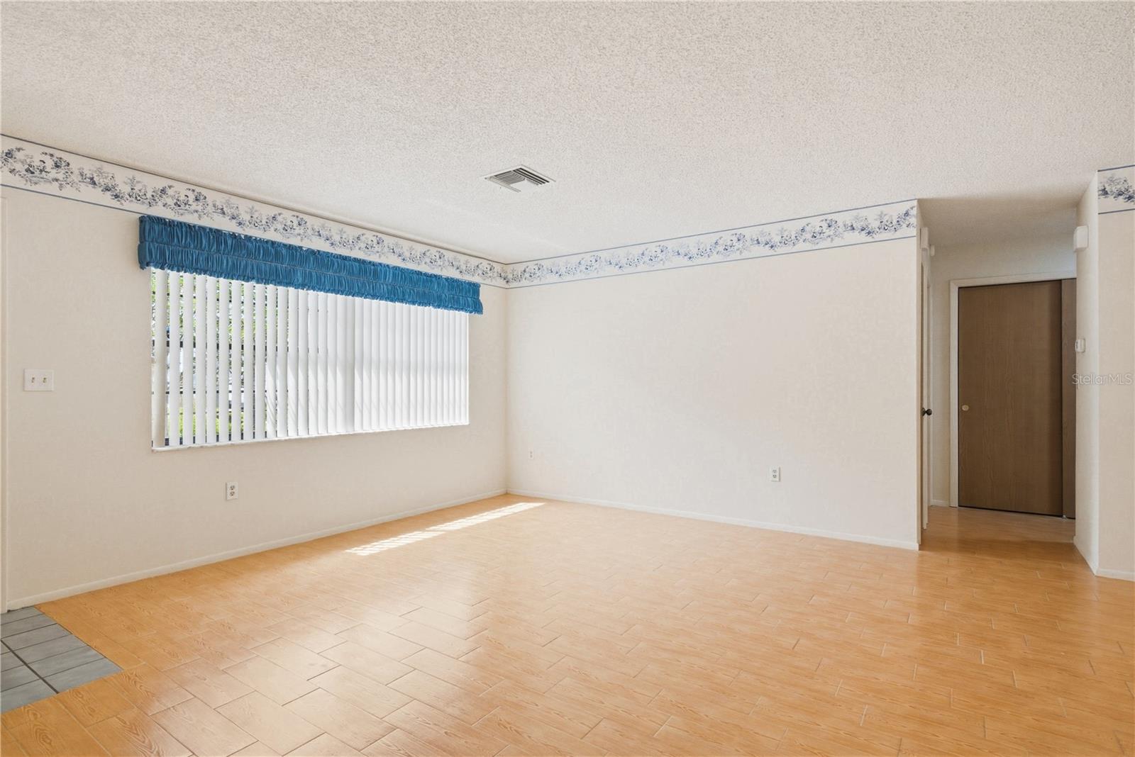 Image 3 of 39 For 7832 Mcpherson Drive