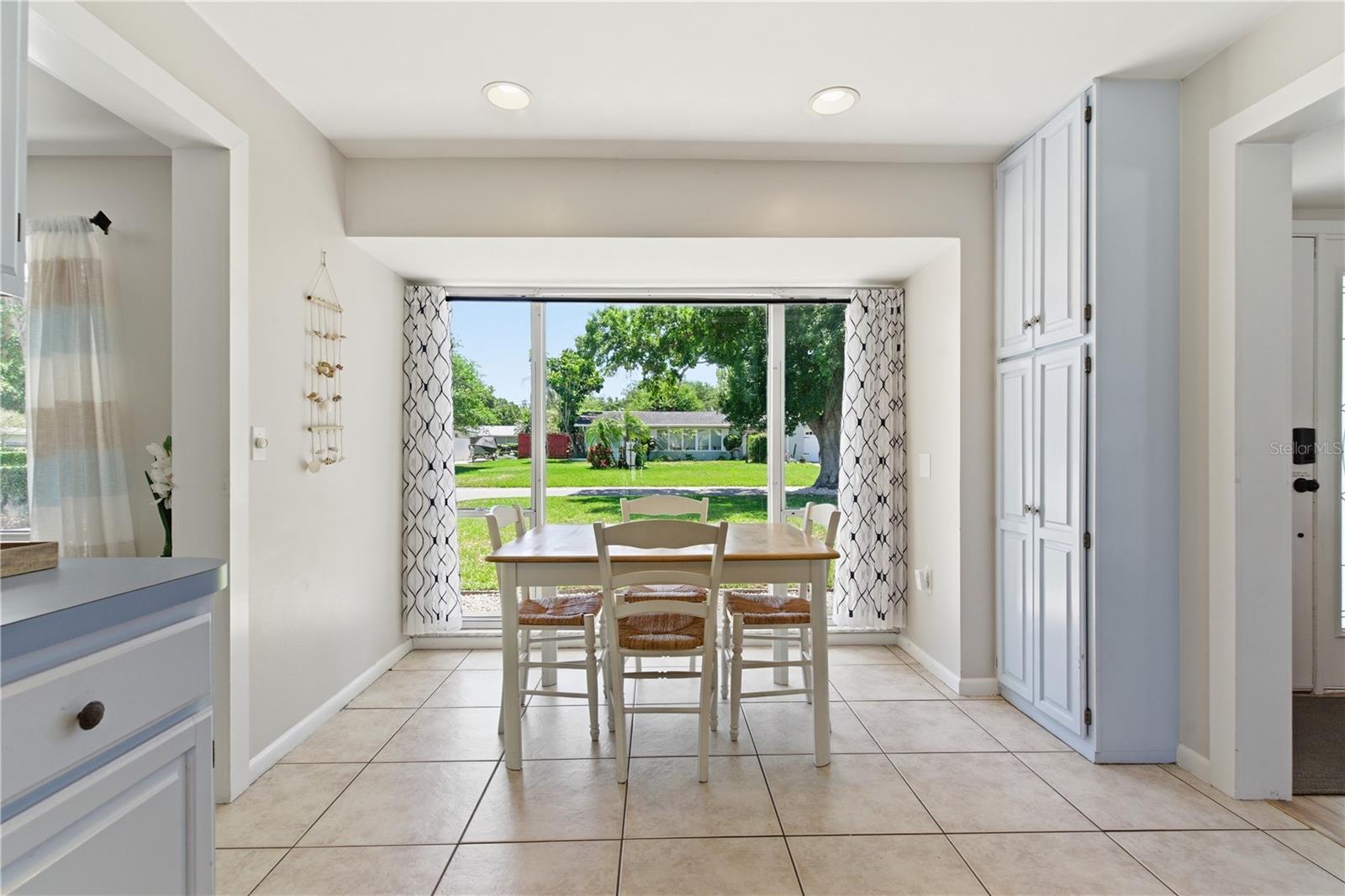 Image 12 of 58 For 1730 Winfield Road N