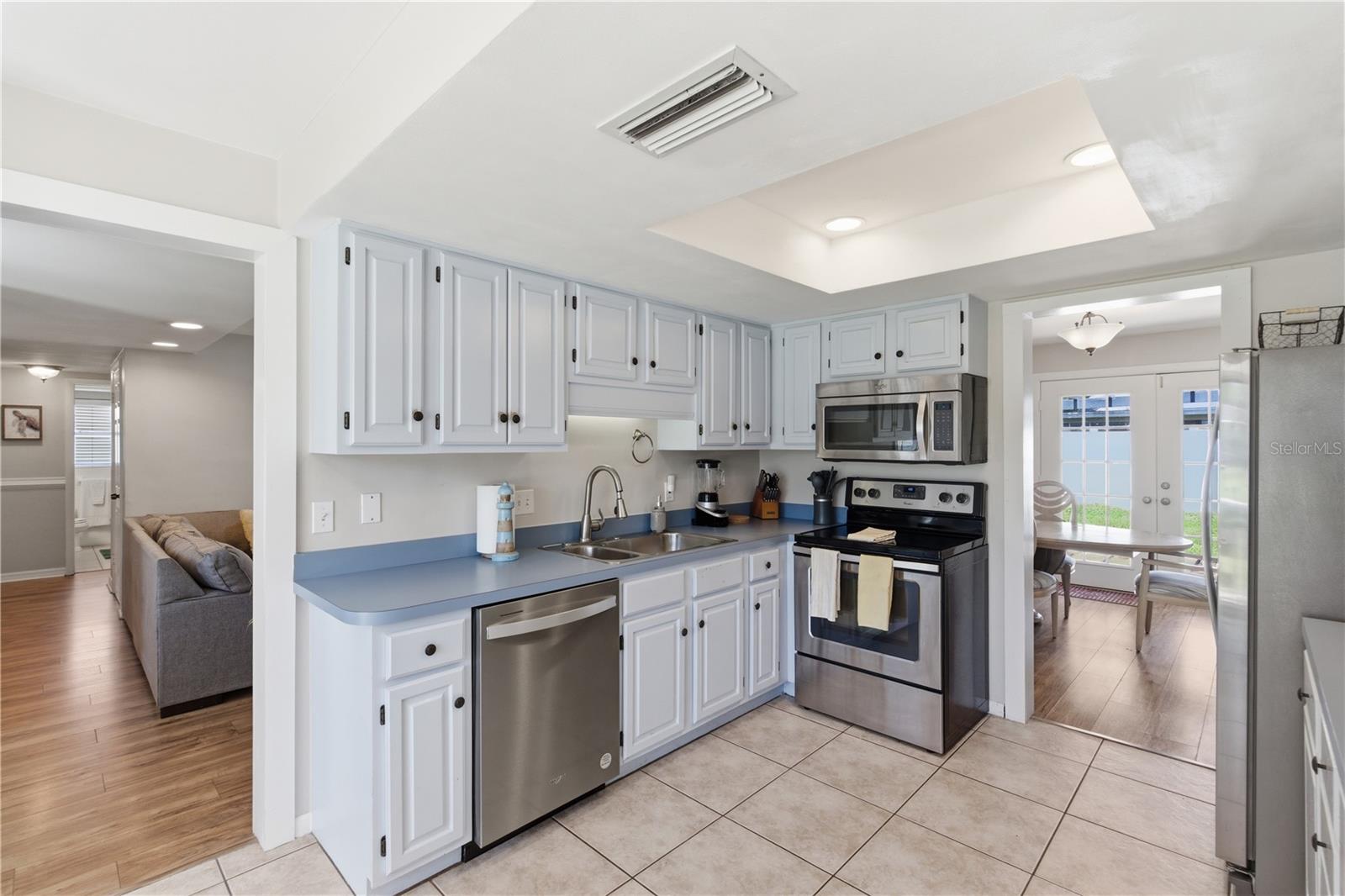 Image 15 of 58 For 1730 Winfield Road N