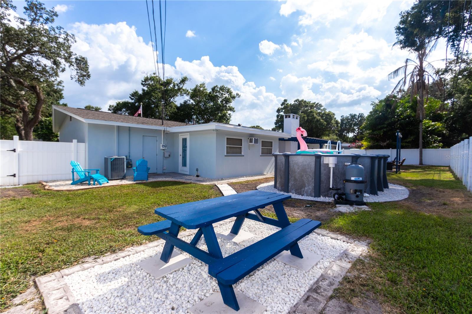 Image 42 of 58 For 1730 Winfield Road N