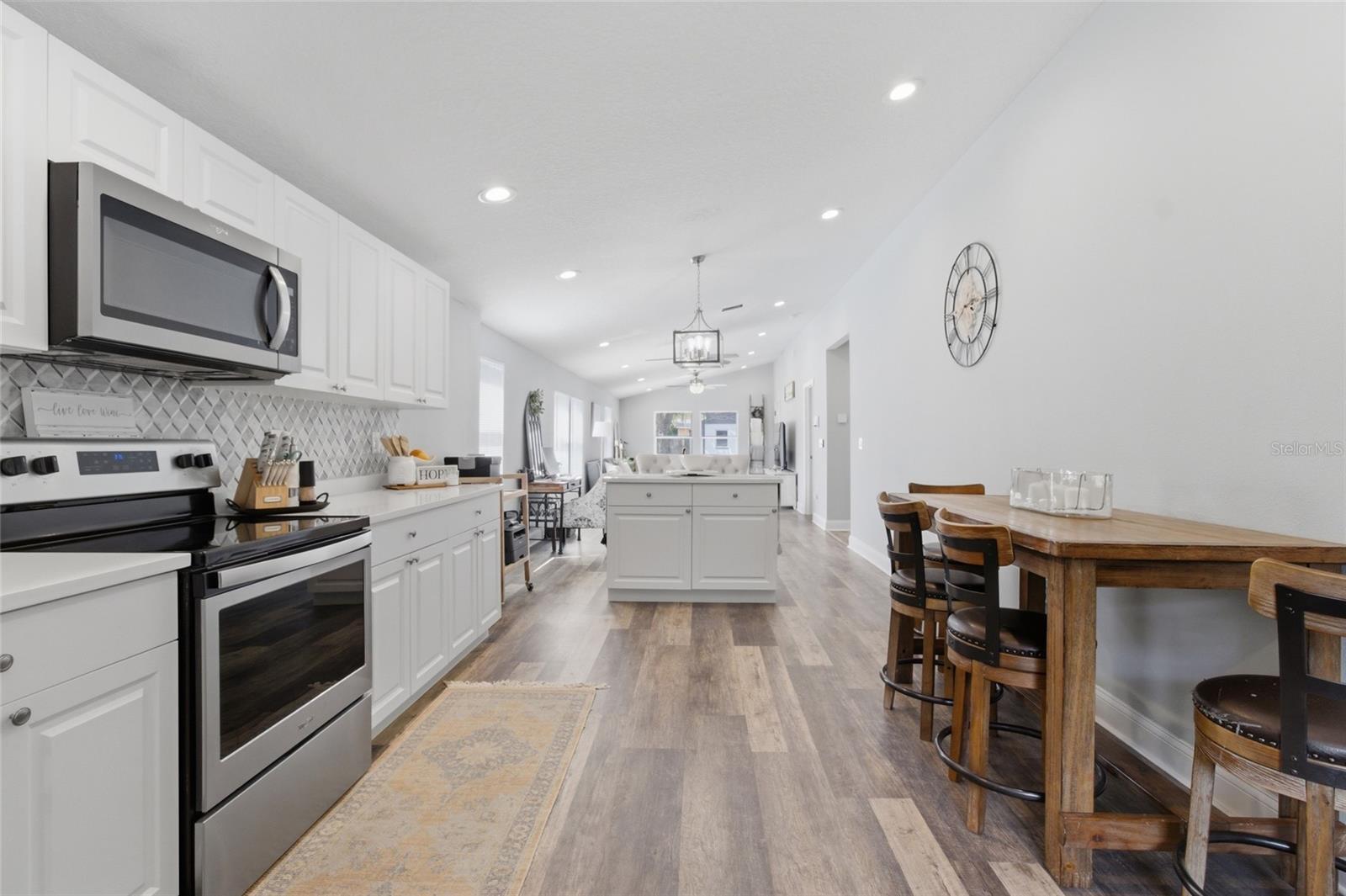 Image 13 of 33 For 1613 Chelsea Street